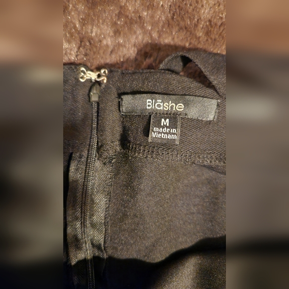 Shorts back Zipper romper - Picture 5 of 5